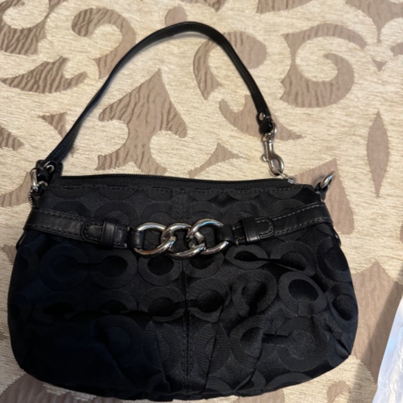 Coach Wristlet - Picture 4 of 4